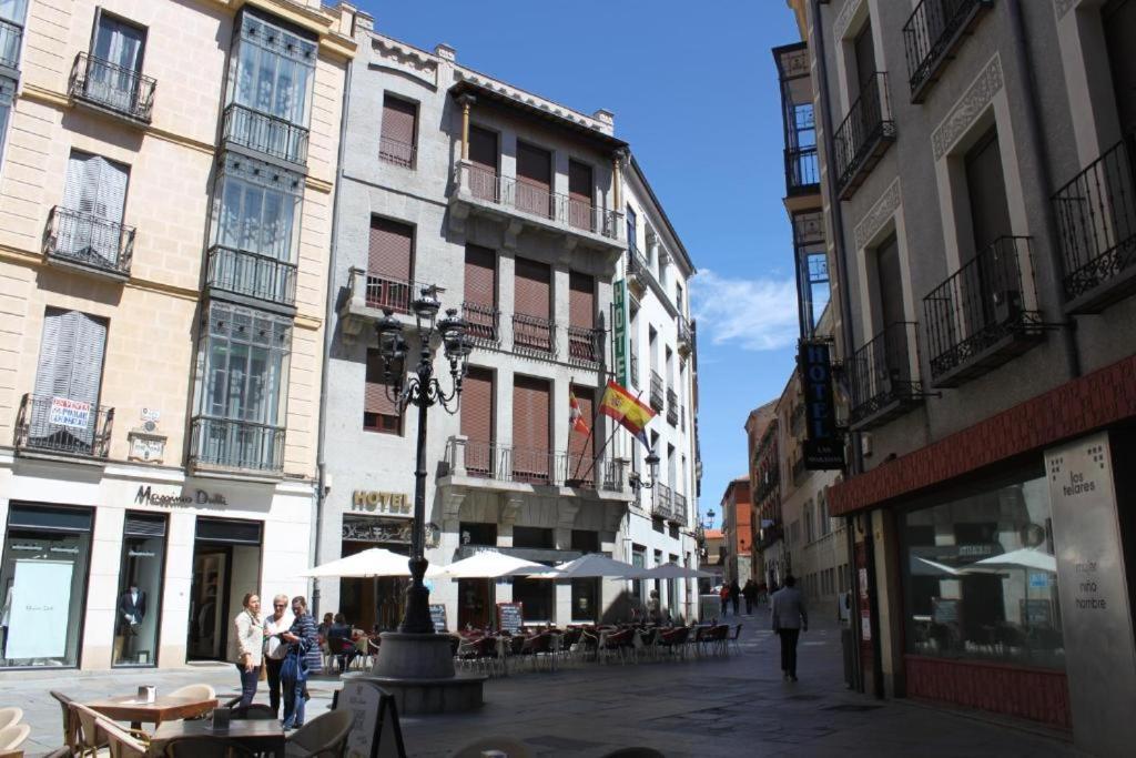 Hotel Rey Nino Ávila Exterior photo